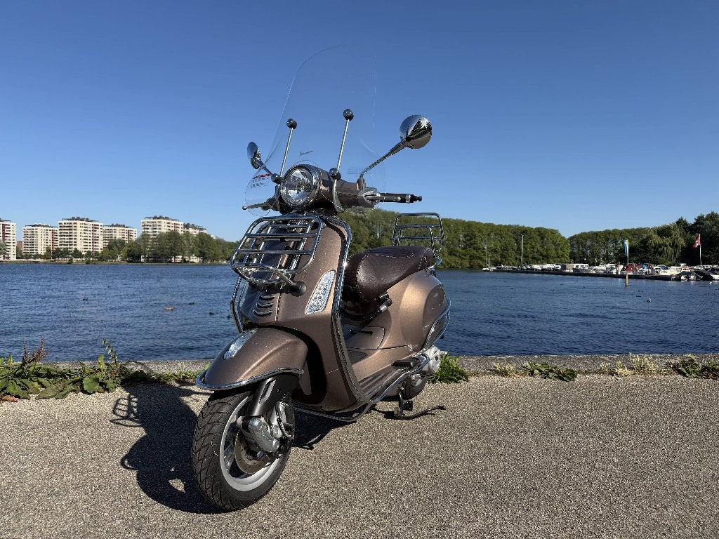 Vespa Primavera Touring 50 4T | 2017 | Slechts 145 km, Ophalen, Overige modellen, Zo goed als nieuw, Benzine