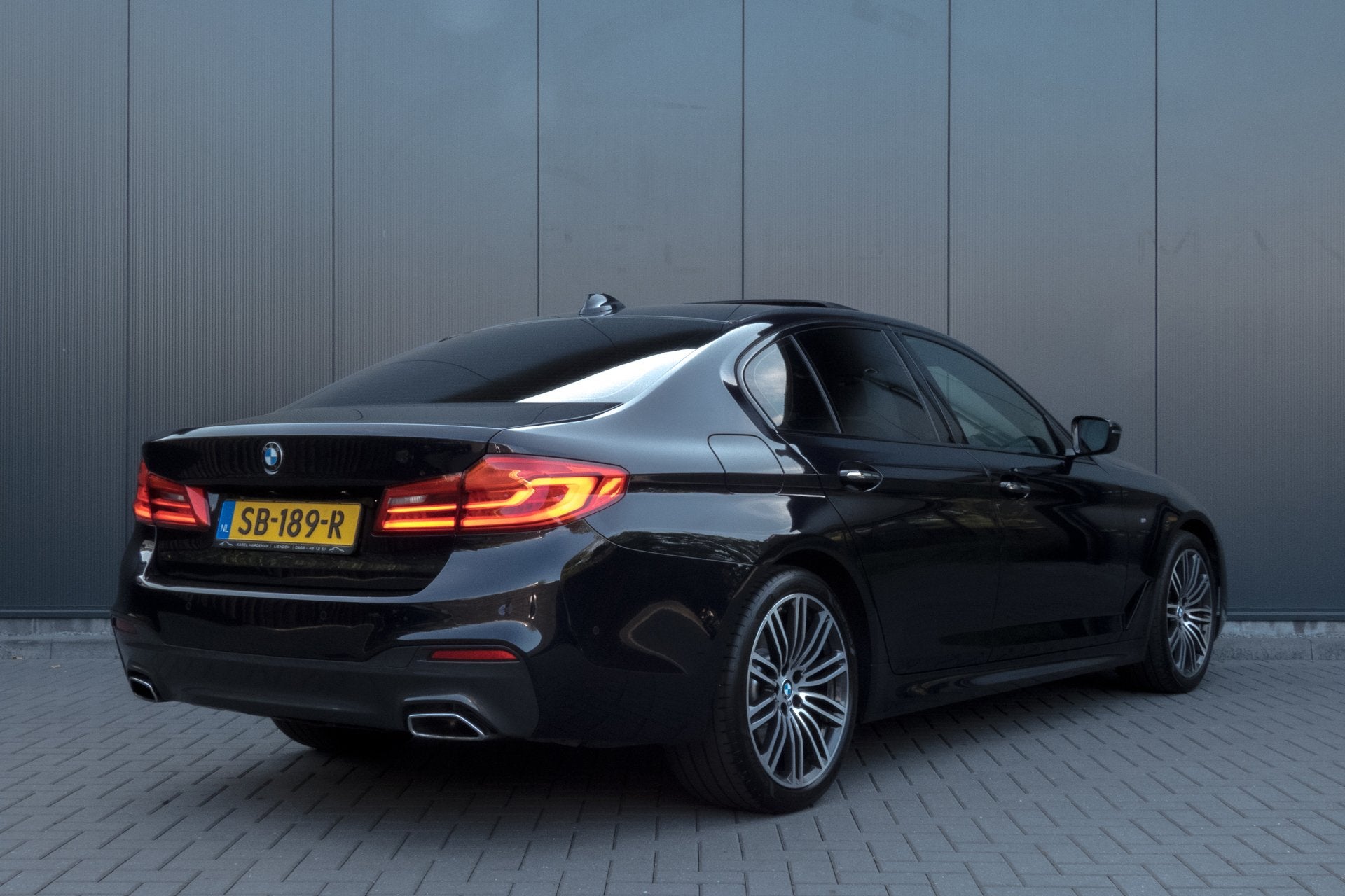 BMW 5-serie 530i High Executive | M-pakket | Elek. voorstoel, Automaat, 1998 cc, Achterwielaandrijving, Gebruikt