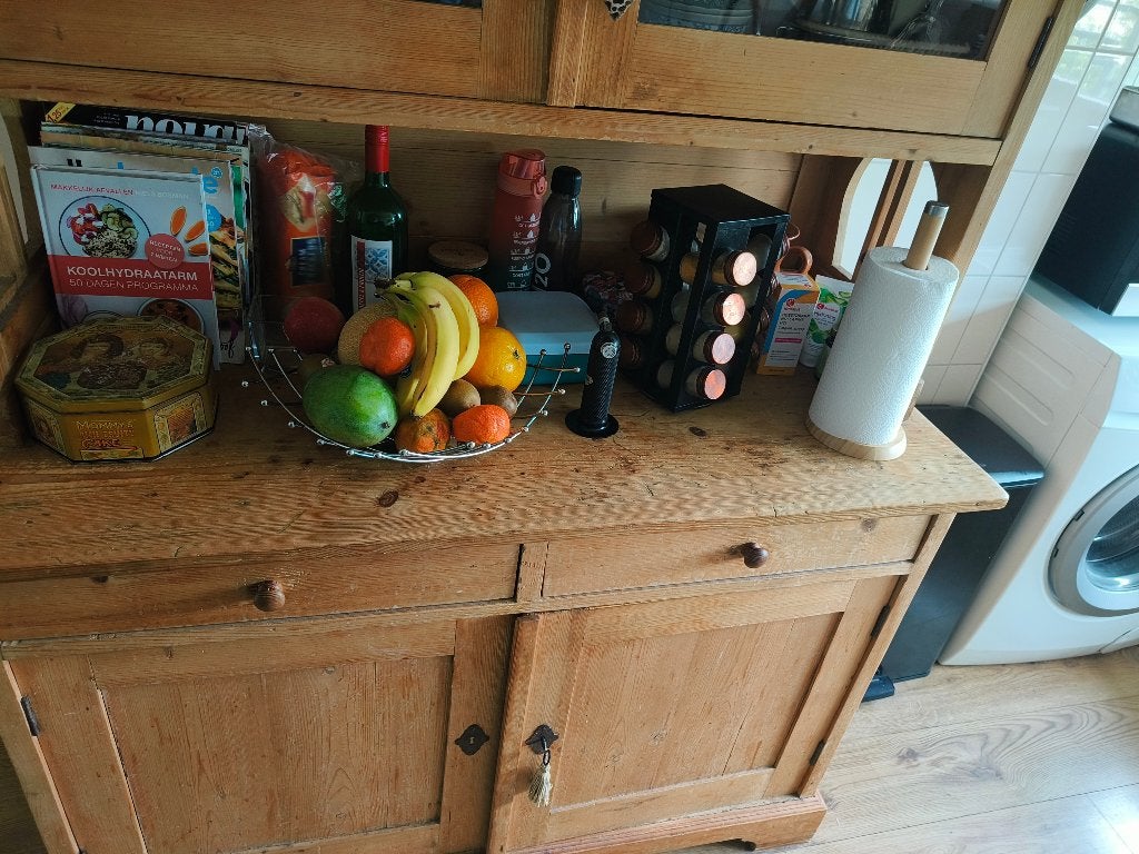 OUD GRENEN BUFFETKAST = GRATIS AF TE HALEN =, Huis en Inrichting, Kasten | Buffetkasten, Ophalen, Gebruikt, 100 tot 150 cm, Grenenhout