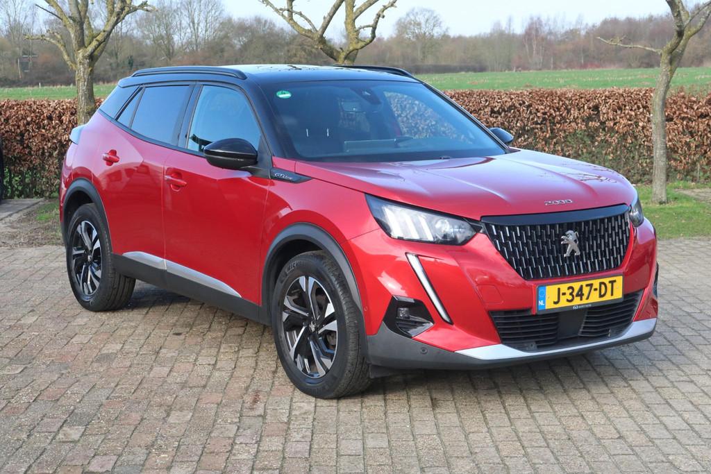 Peugeot 2008 1.2 PureTech GT-Line RIJKLAAR Pano,DigDash,Keyl, Voorwielaandrijving, Gebruikt, Euro 6, 1199 cc