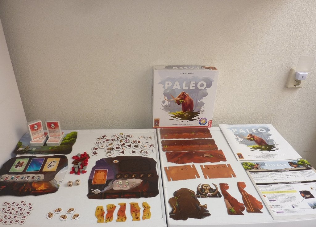 Paleo. Avonturenspel., Drie of vier spelers, Ophalen of Verzenden, Zo goed als nieuw, 999 Games