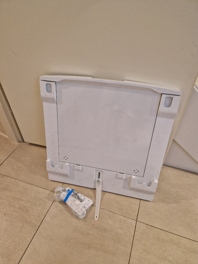 Stapelkit met Uitschuifbare Plank voor Wasmachine & Droger, Ophalen, Zo goed als nieuw