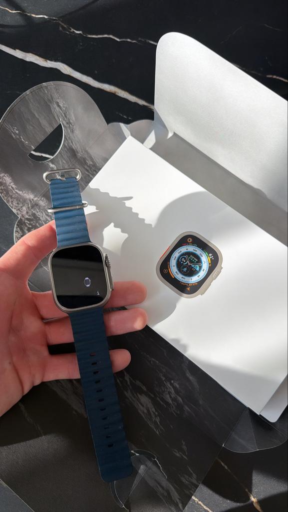 Apple Watch Ultra Titanium Case Midnight Ocean Band 49MM, Ophalen of Verzenden, Zo goed als nieuw, Blauw, IOS