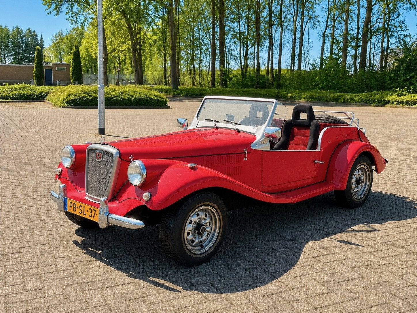 Spartan MK2 2.0 KAT., Auto's, Gebruikt, Wit, Bedrijf, 950 kg