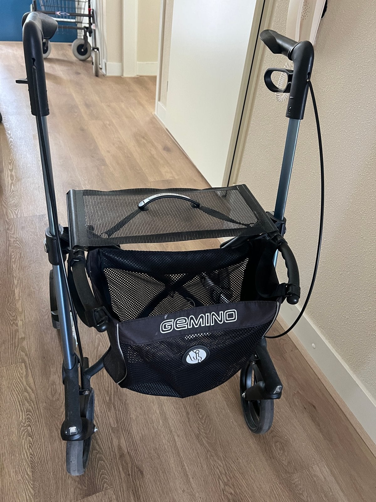 Gemino rollator, Diversen, Ophalen, Lichtgewicht, Zo goed als nieuw