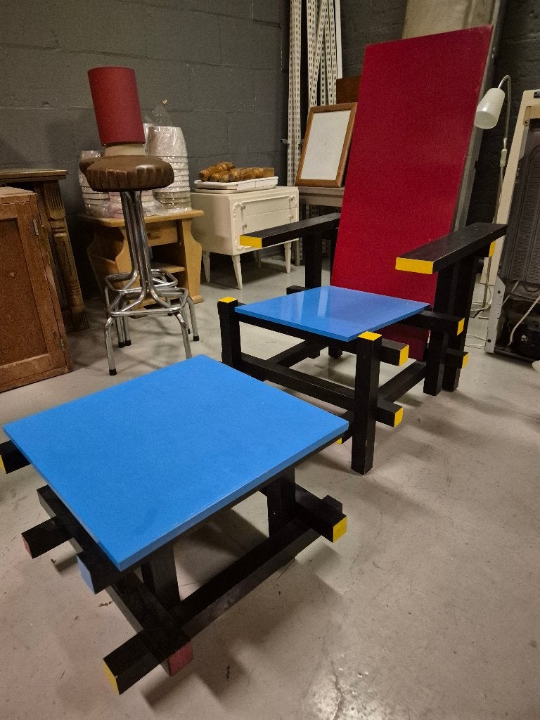 RIETVELD stoel + tafel, Huis en Inrichting, Ophalen, Gebruikt, Overige kleuren, Eén