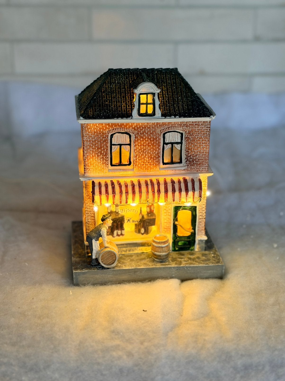 Intratuin De Brink kerstdorpminiatuur slijterij, Ophalen of Verzenden, Nieuw
