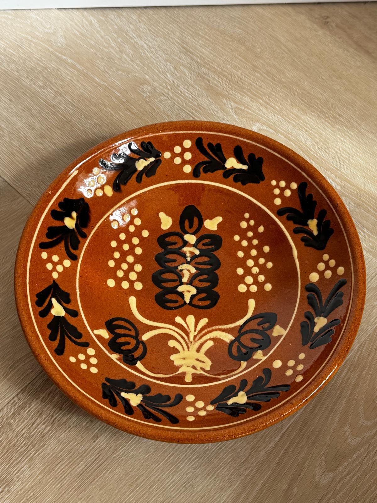 Bulgaars/Hongaars Troyan aardewerk sierbord, 24 cm, Verzenden