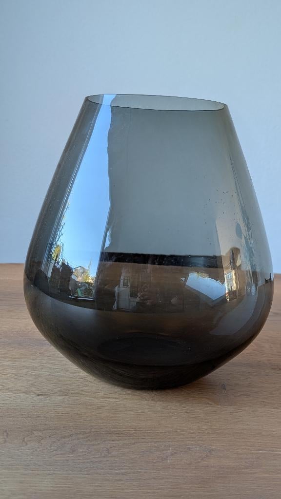 Stijlvolle Rookglas Vaas – Donkergrijs / Smoke Glass, Ophalen, Overige kleuren, Minder dan 50 cm, Glas