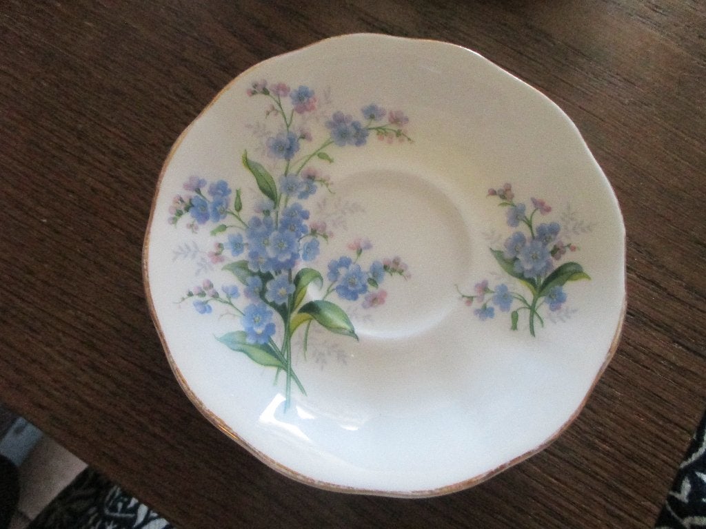 Royal Albert schoteltje, For get my not, Verzenden, Zo goed als nieuw, Porselein, Kop en/of schotel
