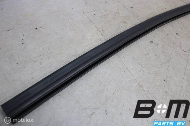 Paravan rubber VW ID4 11A823723, Gebruikt