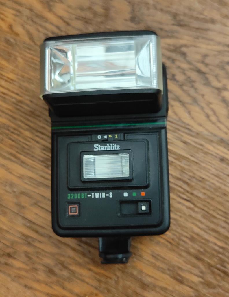 Starblitz 3200 BT Twinflitser, Ophalen of Verzenden, Gebruikt, Overige merken, Kantelbaar