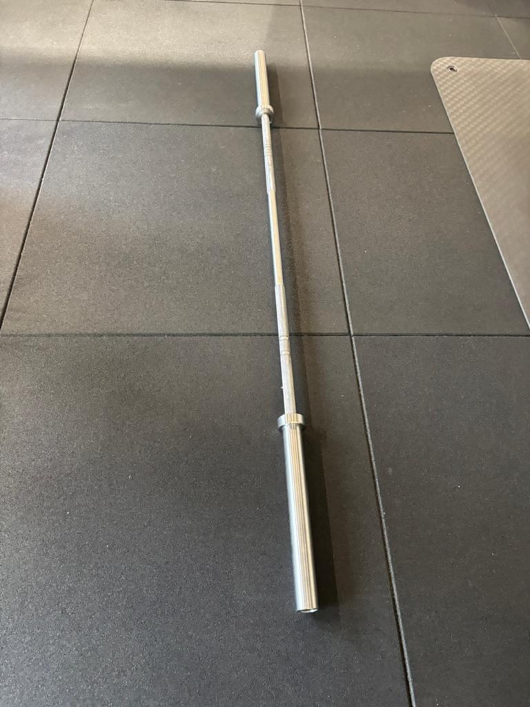 ATX Power Bar 20 kg, Sport en Fitness, Fitnessmaterialen, Ophalen, Zo goed als nieuw, Halterstangen