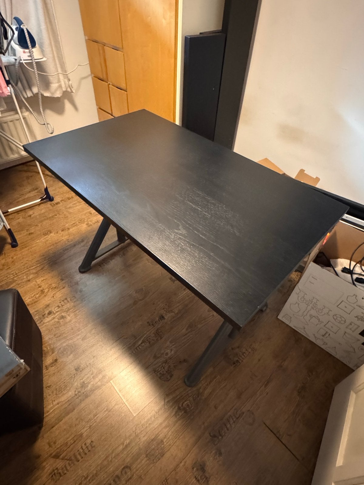 Zwart bureau type Idasen 120x70, Gebruikt, 100 tot 150 cm, Tot twee personen, Rechthoekig