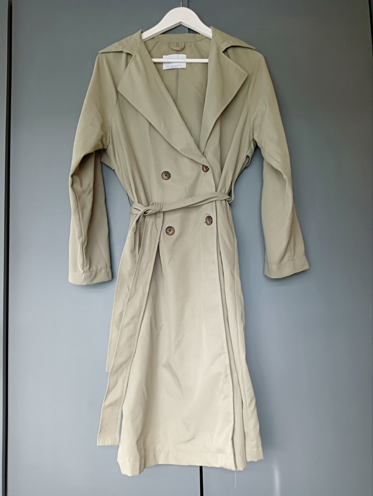 mooie lichtgroene trenchcoat mt S van Stradivarius, Ophalen of Verzenden, Maat 36 (S), Stradivarius, Gedragen