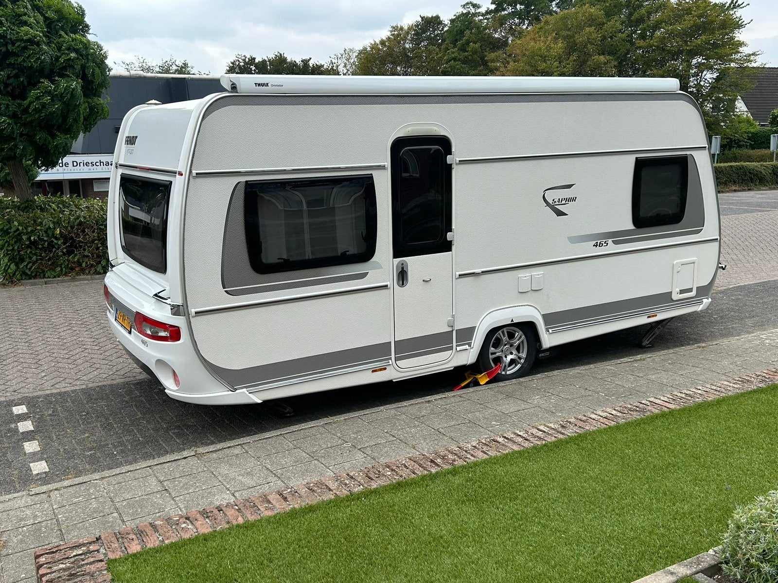 Fendt Saphir 465 SFB 2017 mover luifel zonnepaneel voortent, Caravans en Kamperen, Caravans, Rondzit, Frans bed, Ringverwarming