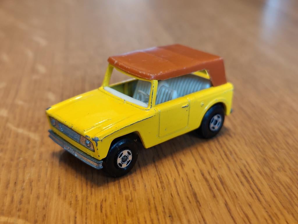Matchbox JEEP Field Car GEEL, Ophalen of Verzenden, Zo goed als nieuw, Auto