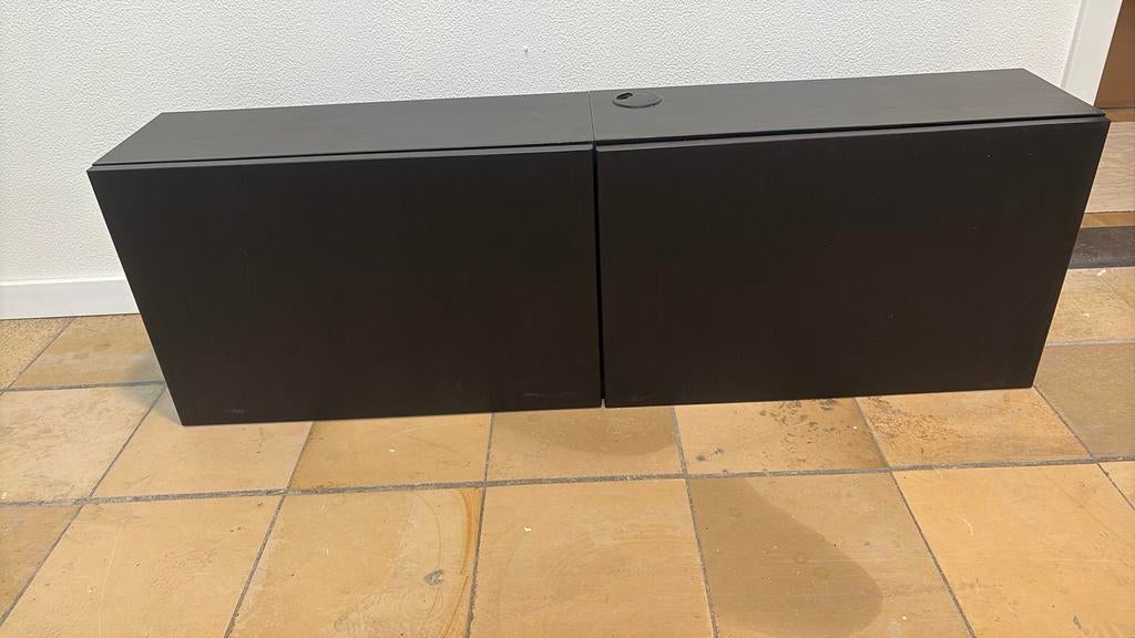Smal zwevend tv kastje, Ophalen, Zo goed als nieuw