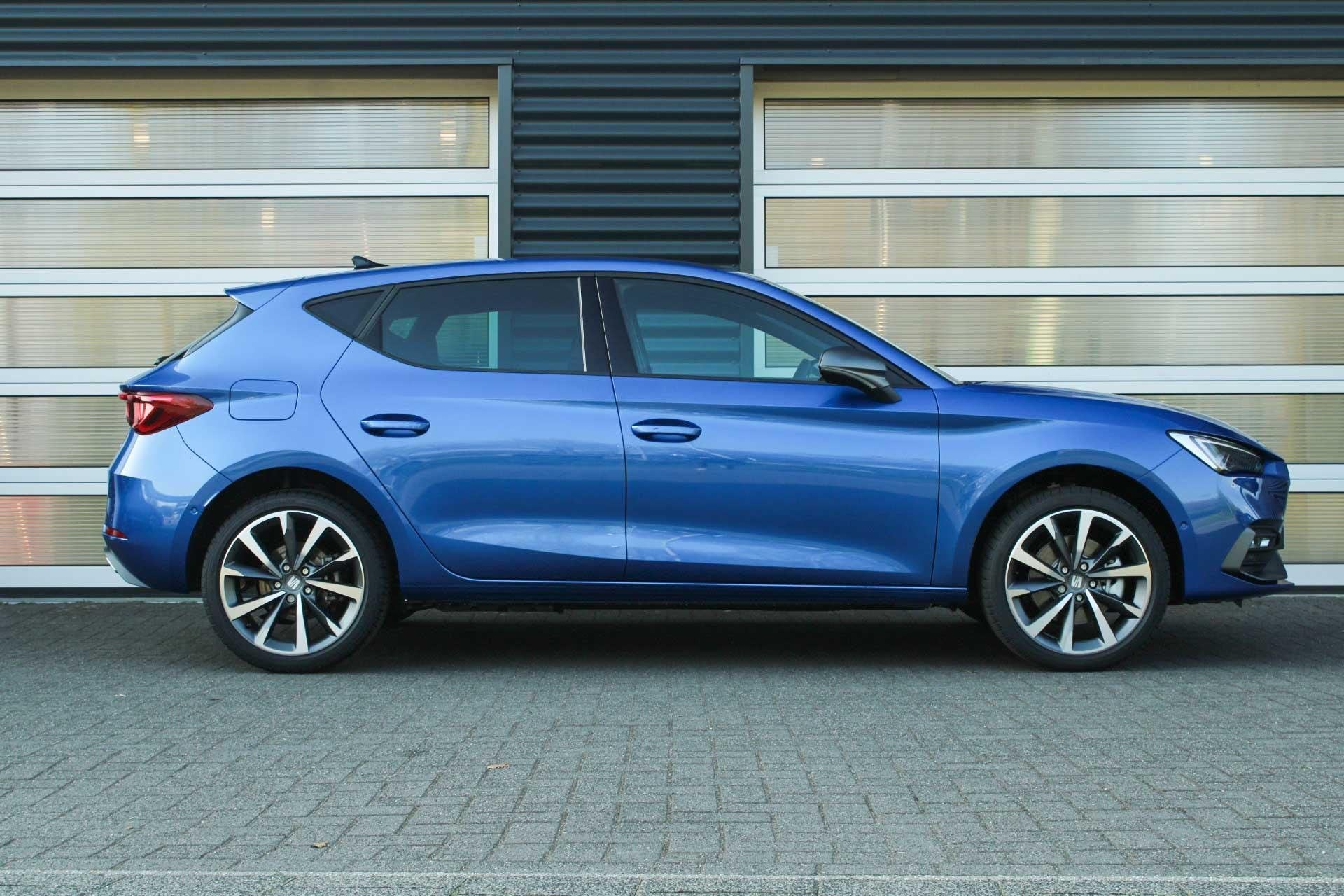 SEAT Leon 1.5 TSI e-Hybrid 204pk FR Business | Trekhaak | Ma, Auto's, 12 maanden, 1498 cc, 4 cilinders, 26 kWh