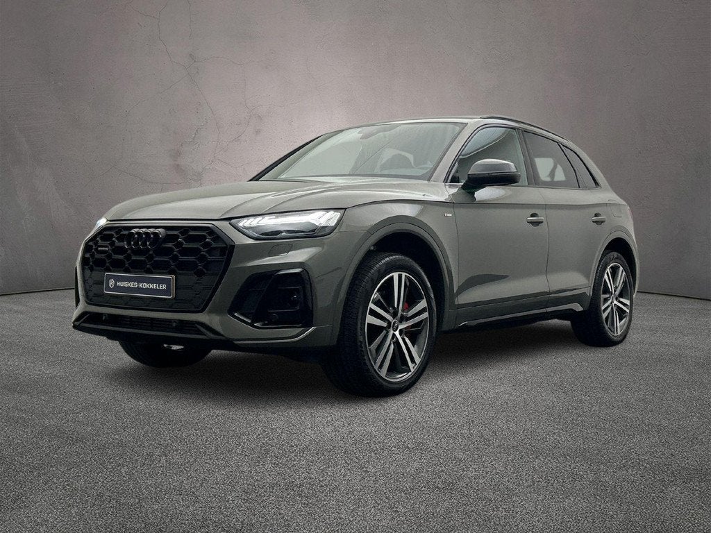 Audi Q5 50 TFSI e 300 PK quattro S edition Competition | 20-, Auto's, Audi, Automaat, 14 kWh, Gebruikt, 4 cilinders
