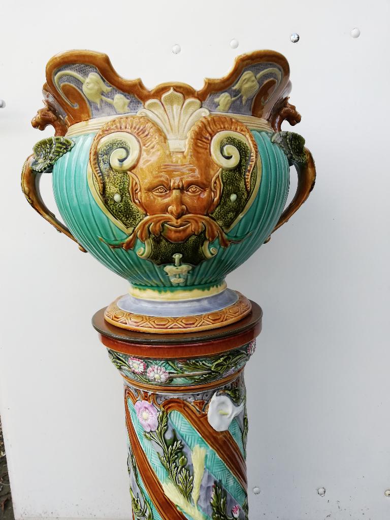Art nouveau cachepot op zuil, Nimy Mouzin Lecat 118cm, Ophalen