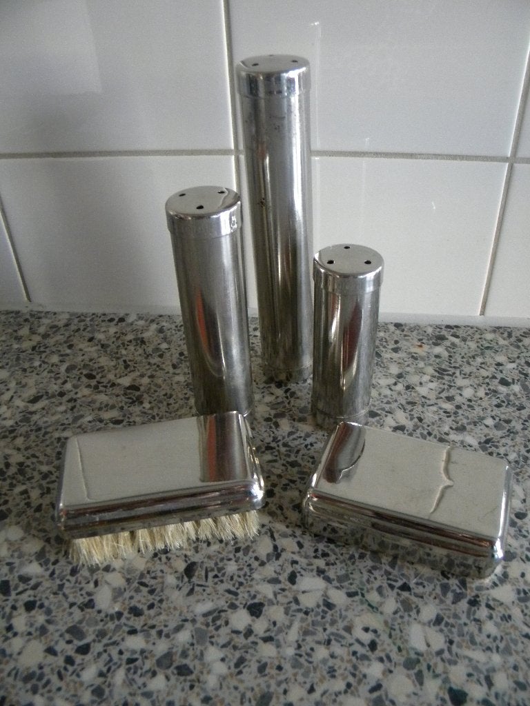 REISSET INHOUD, TOILETSET INHOUD, Ophalen of Verzenden