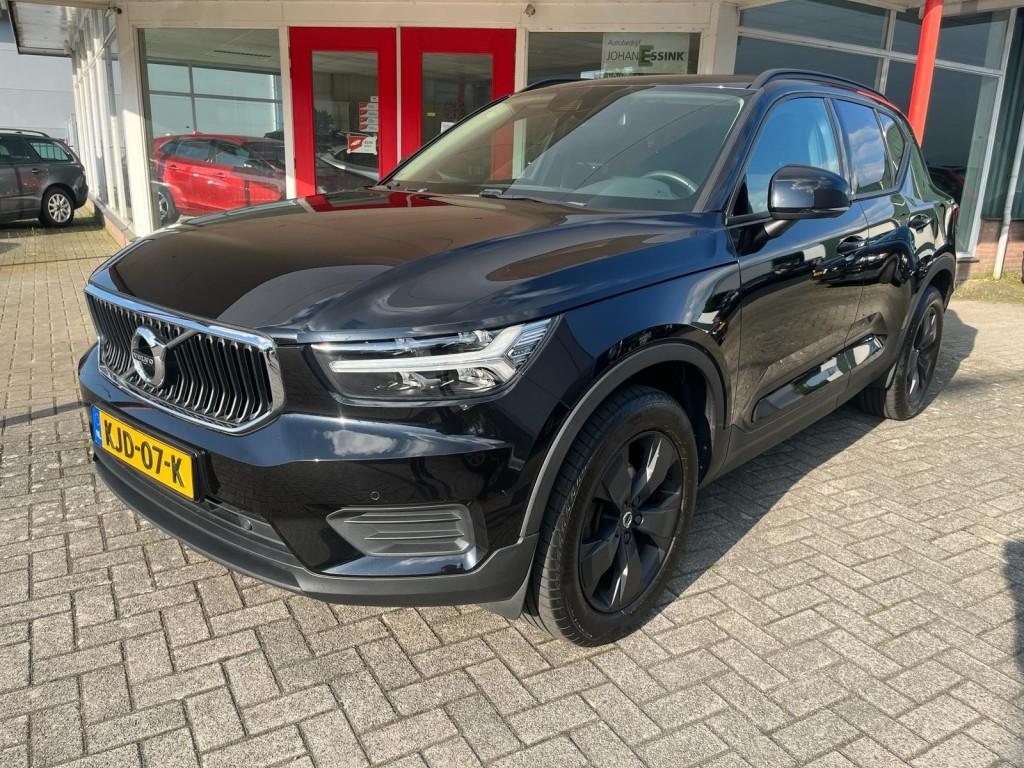 Volvo XC40 1.5 T2 129PK Aut. LED/Careplay/NAVI, Auto's, Volvo, 1525 kg, Gebruikt, Euro 6, 129 pk