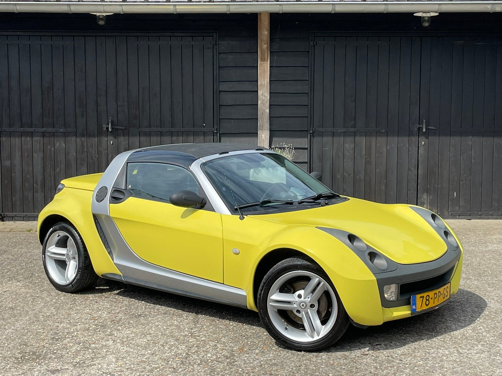 Prachtige Smart Roadster Cabrio 0.7 Turbo 81PK AUT -Flippers