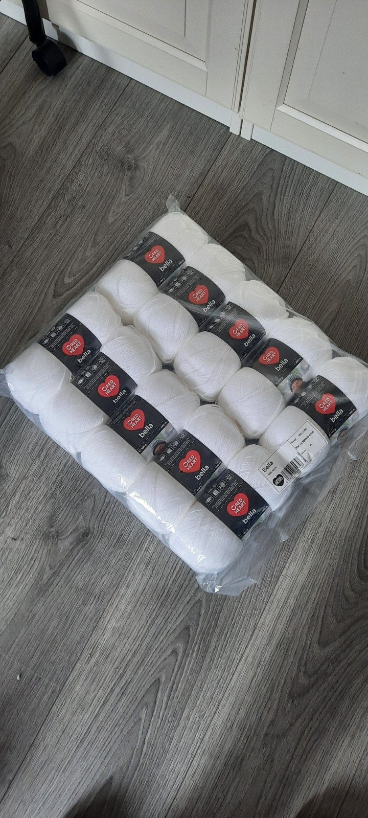 Pakket met 10 bollen acryl, Ophalen of Verzenden, Nieuw, Breien of Haken, Wol of Garen