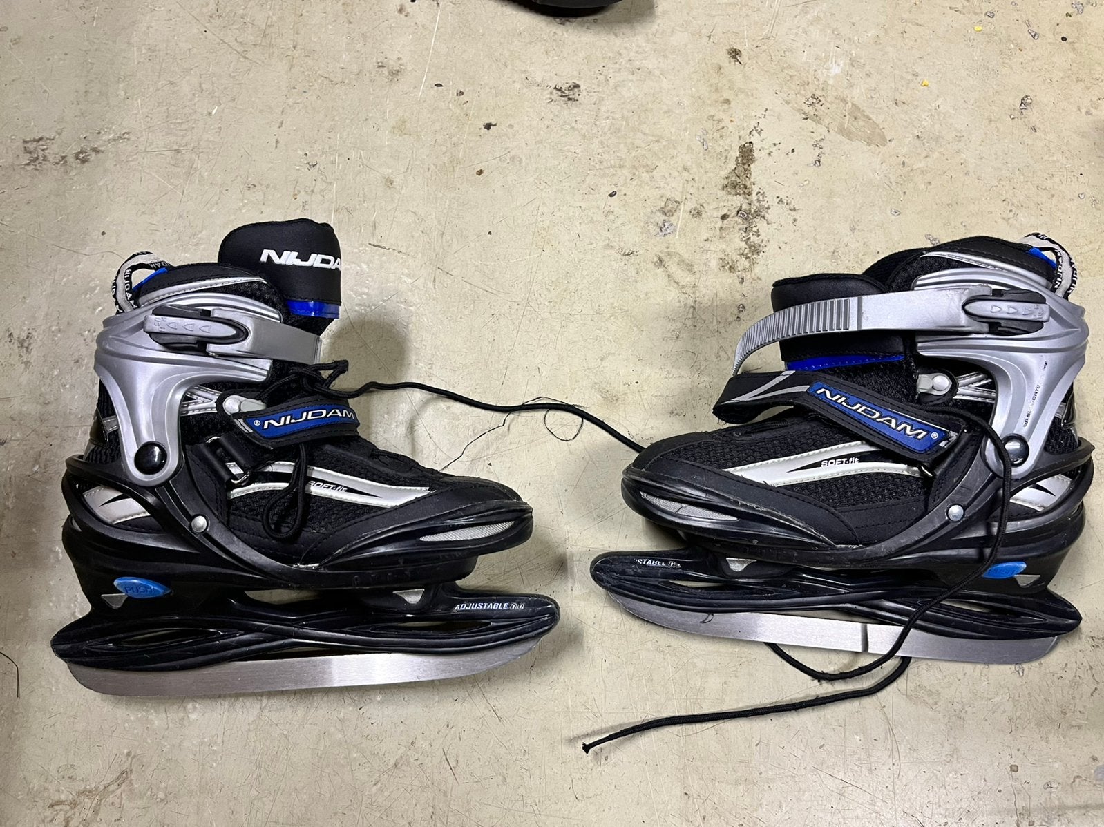 Nijdam ijshockey schaatsen 34-37 zwart/rood, Ophalen of Verzenden, Zo goed als nieuw