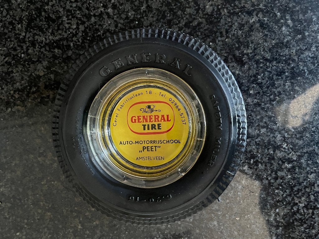 Vintage reclame asbak met rubber autoband van General Tire, Ophalen of Verzenden, Zo goed als nieuw, Asbak