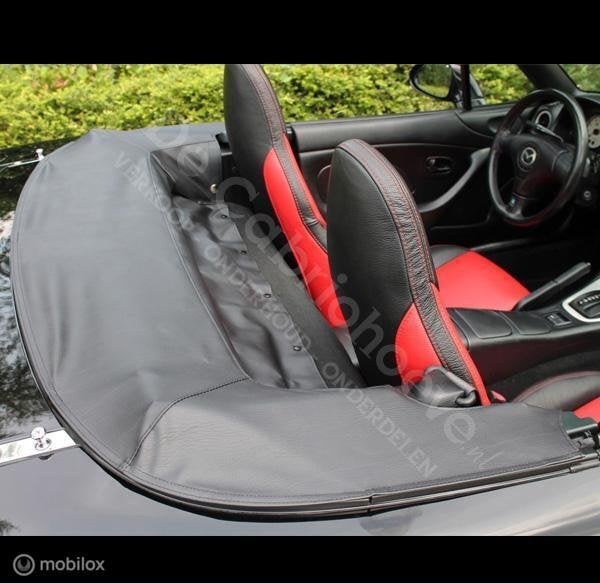 MX5 Tonneau cover zwart, De Cabriohoeve VOF, Nieuw, Info@cabriohoeve.nl, Julianalaan 9, 9462PG Gasselte, Nederland