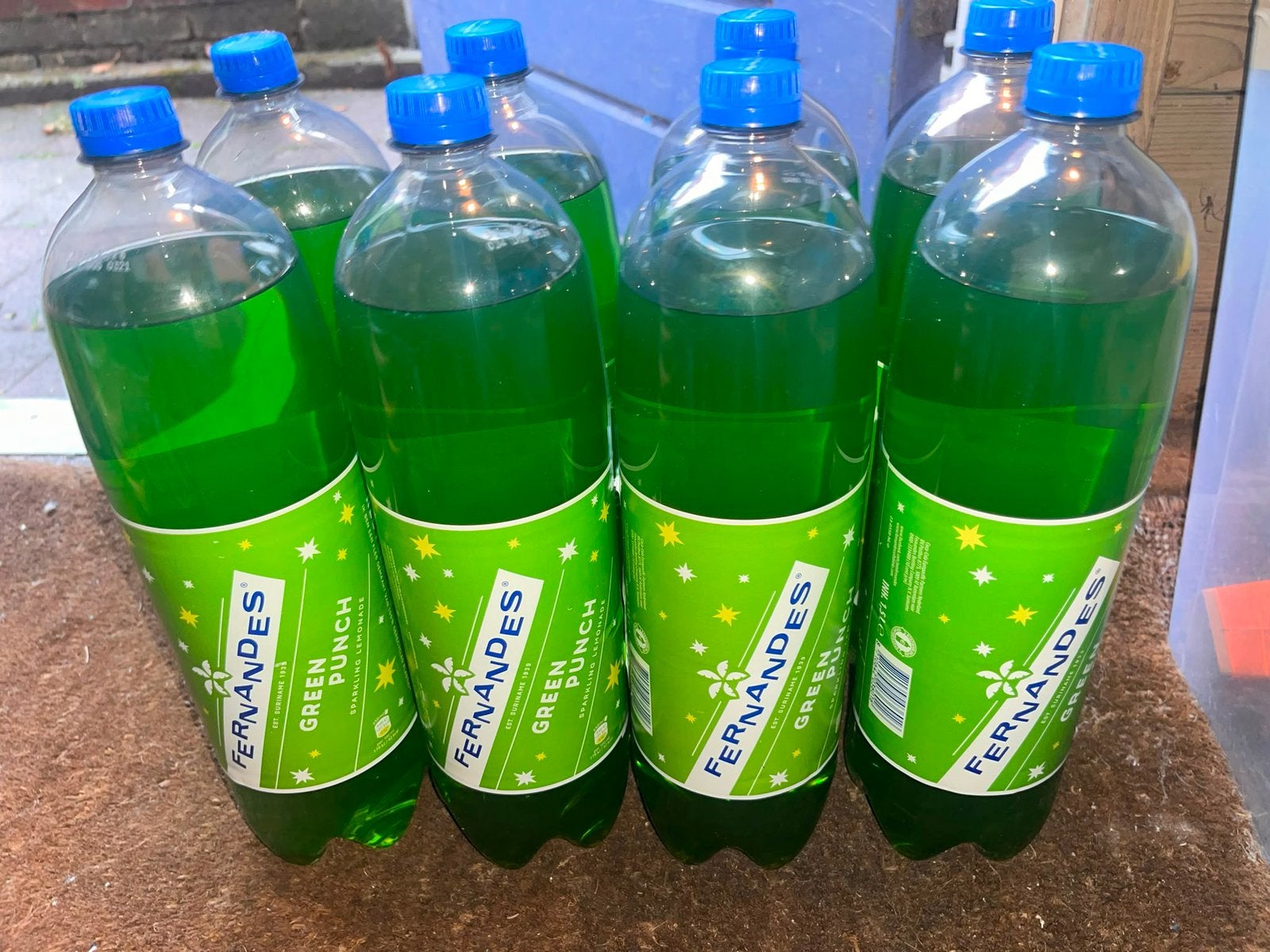 Frisdrank en blikjes Heiniken, Ophalen