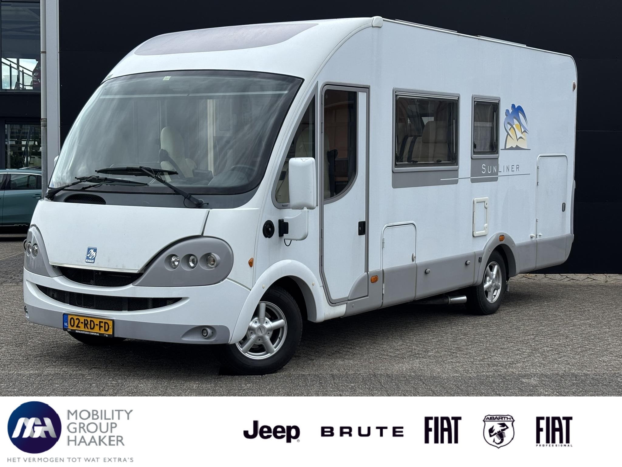 Caravans And Camping Knaus