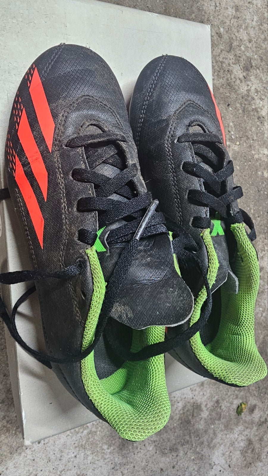 Voetbalschoenen maat 33, Ophalen of Verzenden, Gebruikt, Schoenen