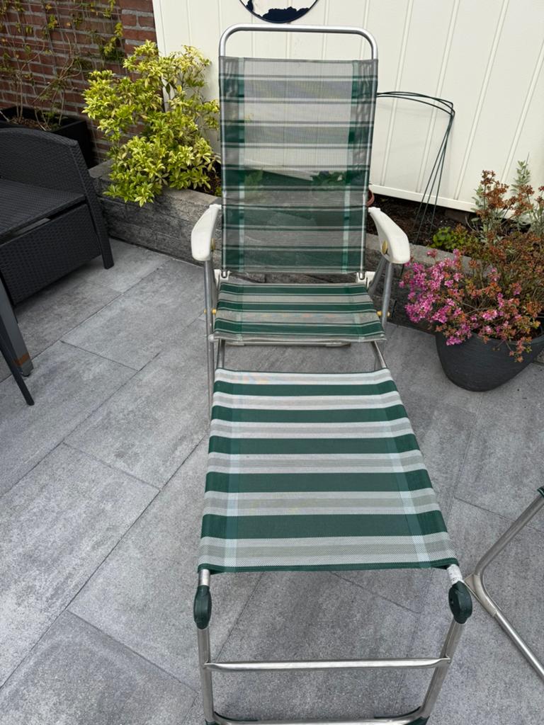 4x groen/grijze verstelbare camping stoelen met 2x voetbank, Ophalen, Aluminium