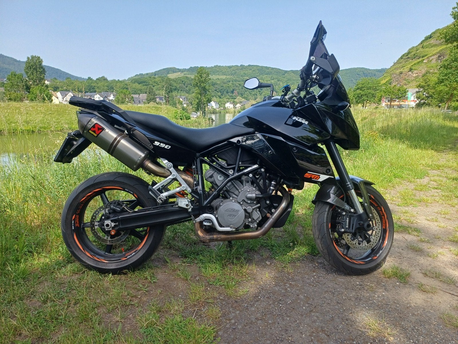 KTM SMT 990 Black Edition Full Akrapovic, Motoren, 2 cilinders, Sportuitlaat, Motorrijbewijs A, Gebruikt