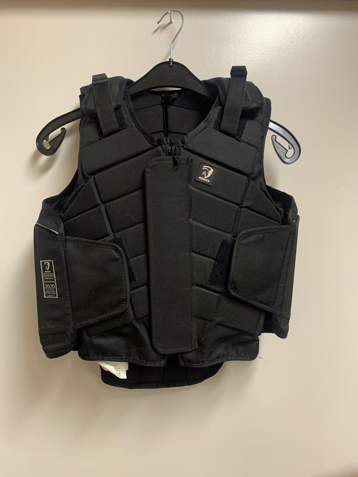 Horka Bodyprotector Adult S  zwart, Dieren en Toebehoren, Ophalen of Verzenden, Zo goed als nieuw, Springen, Bovenkleding