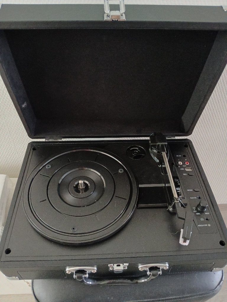 Draagbare Platenspeler Koffer met USB-aansluiting, Audio, Tv en Foto, Platenspelers, Zo goed als nieuw, USB-aansluiting, Platenspeler