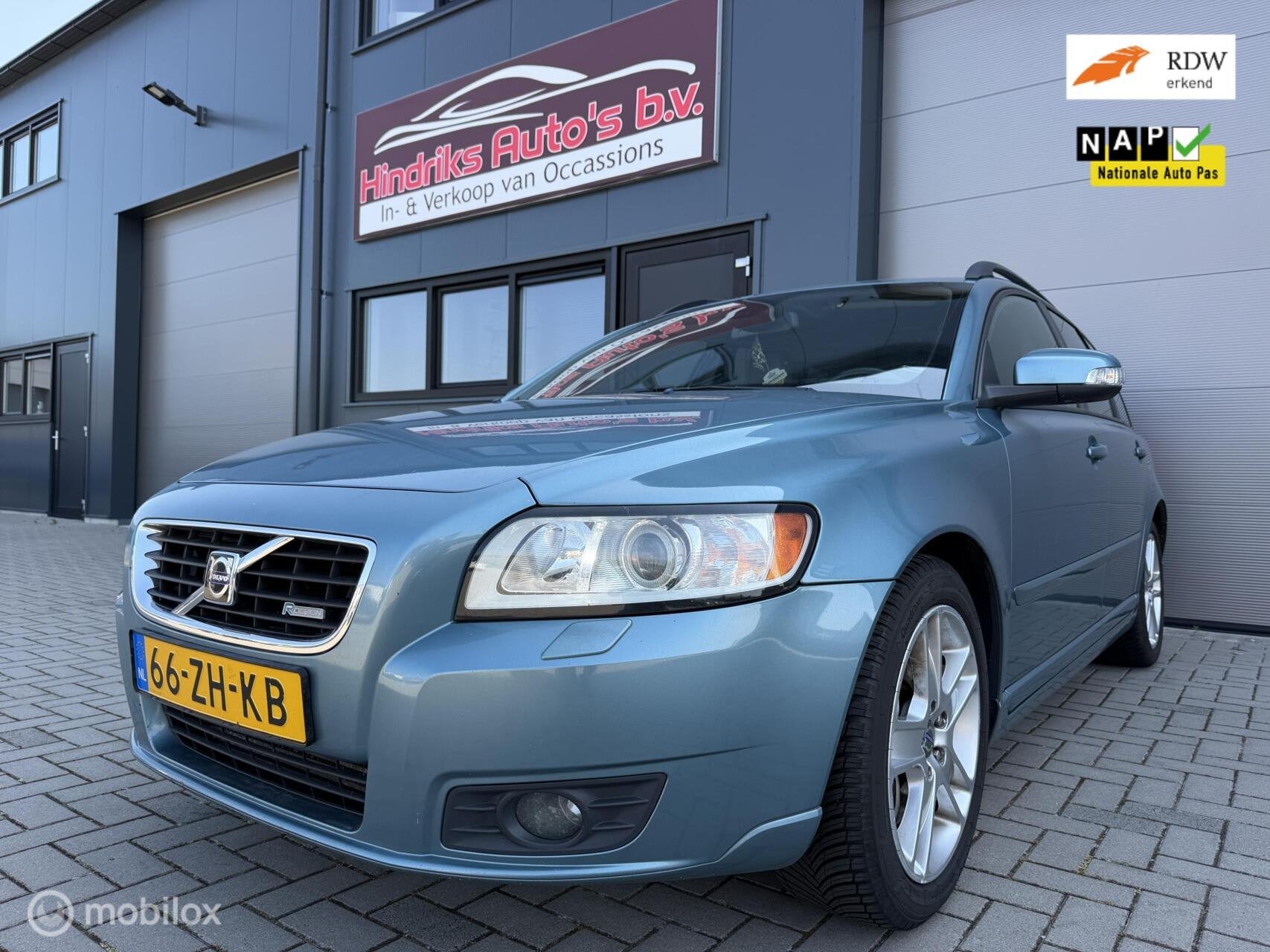 Volvo V50 2.4 D5 Edition II, Voorwielaandrijving, Gebruikt, Parkeersensor, 154 €/maand
