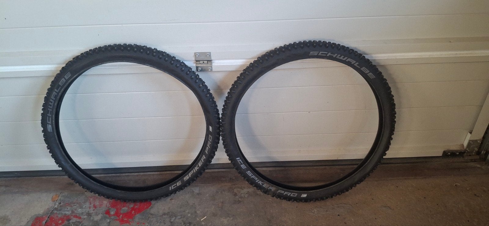 Schwalbe Ice Spiker Pro 26x2.10 inch MTB Spijkerbanden (2x), Ophalen, Band, Schwalbe, Zo goed als nieuw