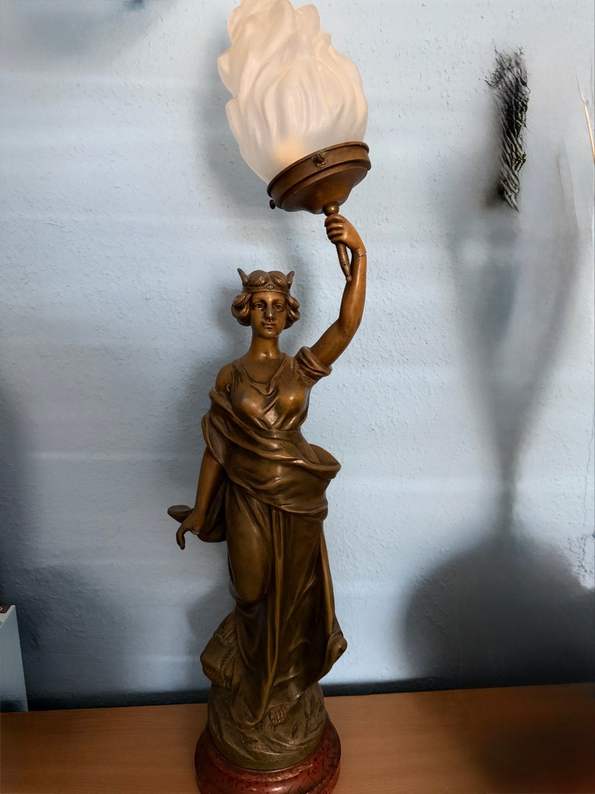 Art Nouveau/Art Deco Lamp van Georges Demange - Vrouwelijke, Ophalen of Verzenden