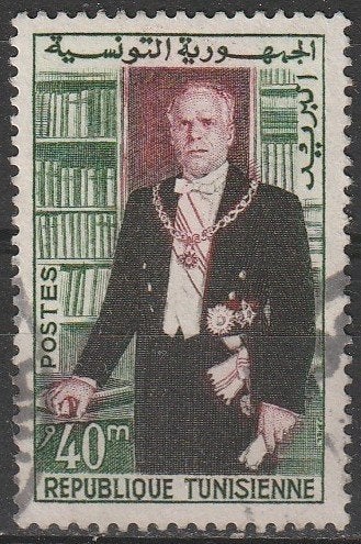 5275. Tunesie 556 gest. President, Postzegels en Munten, Ophalen of Verzenden, Tunesië, Gestempeld