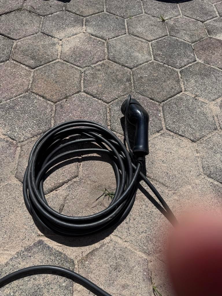 Volvo XC40 thuislader 16A 220V (E-ROCK EV Charging Box), Ophalen of Verzenden, Zo goed als nieuw, Laadkabel