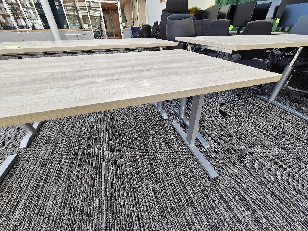 Office desk, Ophalen, Zit-sta bureau, 160 cm, Spaanplaat of MDF