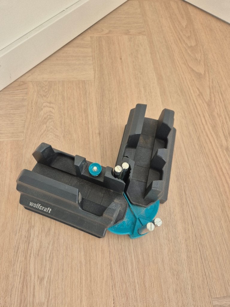 Wolfcraft zweihaak met verstekbak voor wandplinten, Ophalen, Gebruikt, Overige typen, Overige merken