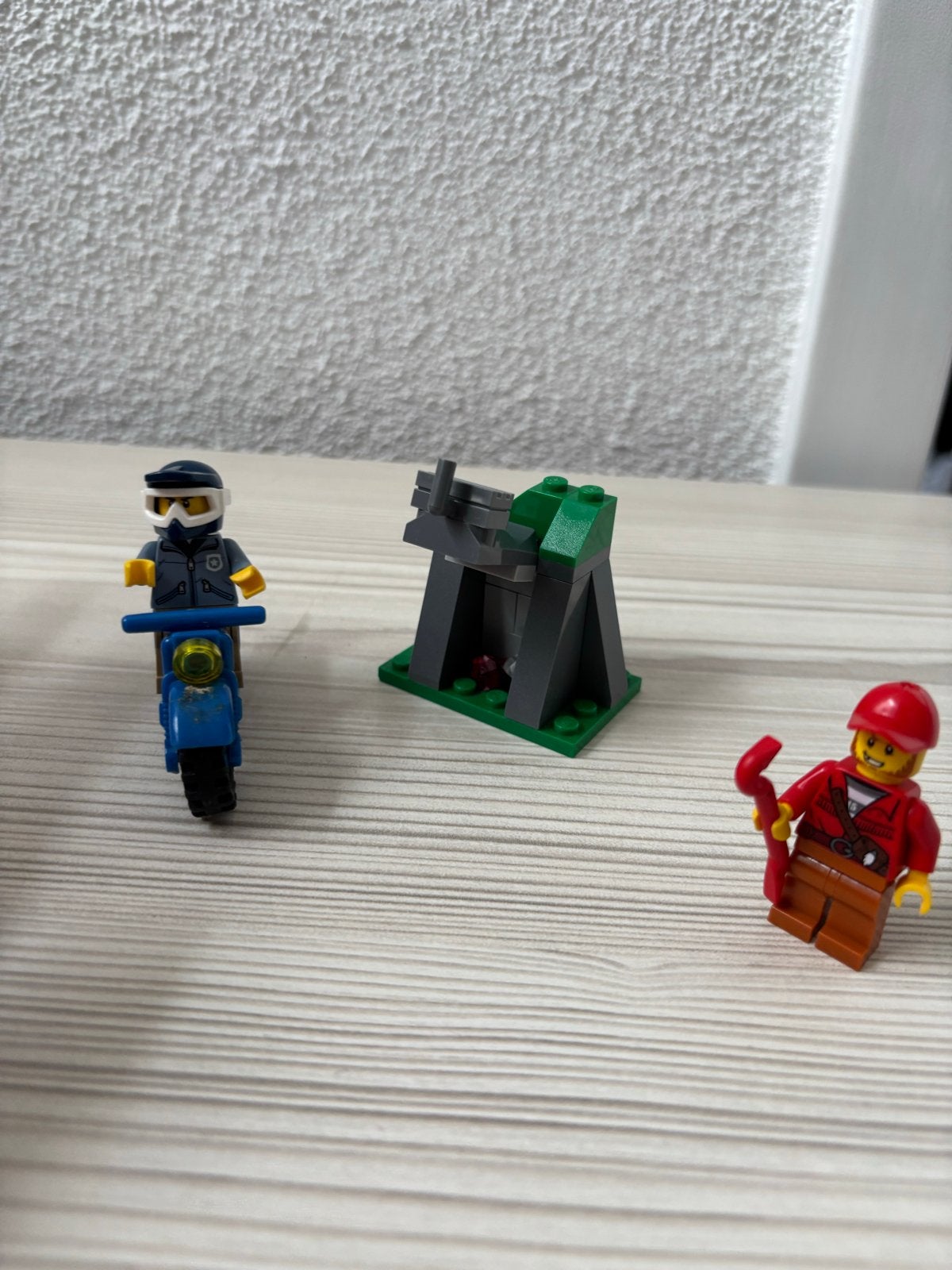Lego City off-road achtervolging 60170, Inclusief minifiguren, Lego, Ophalen of Verzenden, Minifiguur