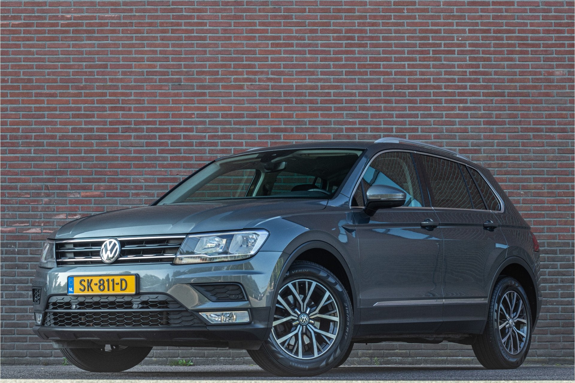 Volkswagen Tiguan 1.4 TSI DSG Comfortline, Carplay, Stoelver, Stof, 4 cilinders, 150 pk, SUV of Terreinwagen