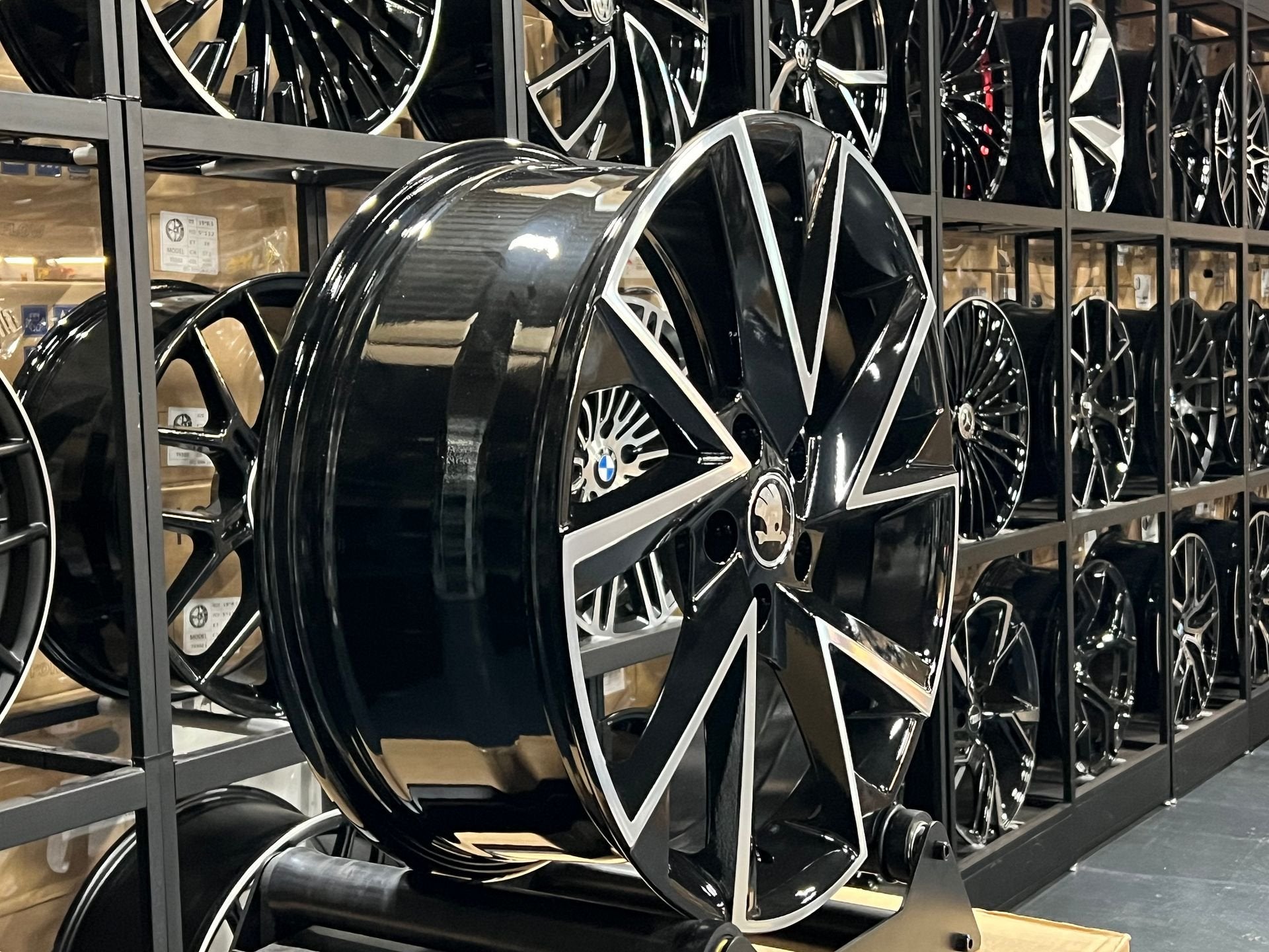 19" SKODA RS Look Sportvelgen SKODA OCTAVIA KODIAQ KAROQ VW, Auto-onderdelen, Velg(en), -, -, Nieuw