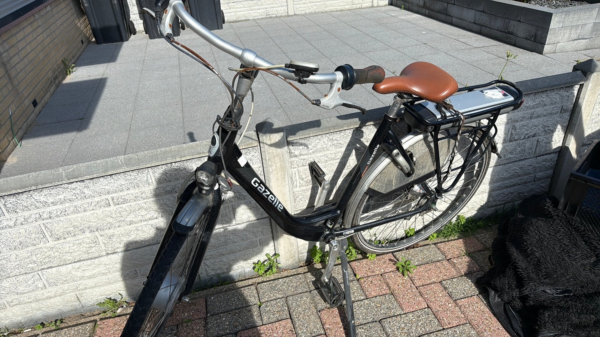 Electrische fiets, Fietsen en Brommers, Ophalen, Zo goed als nieuw, Minder dan 30 km per accu, Overige merken